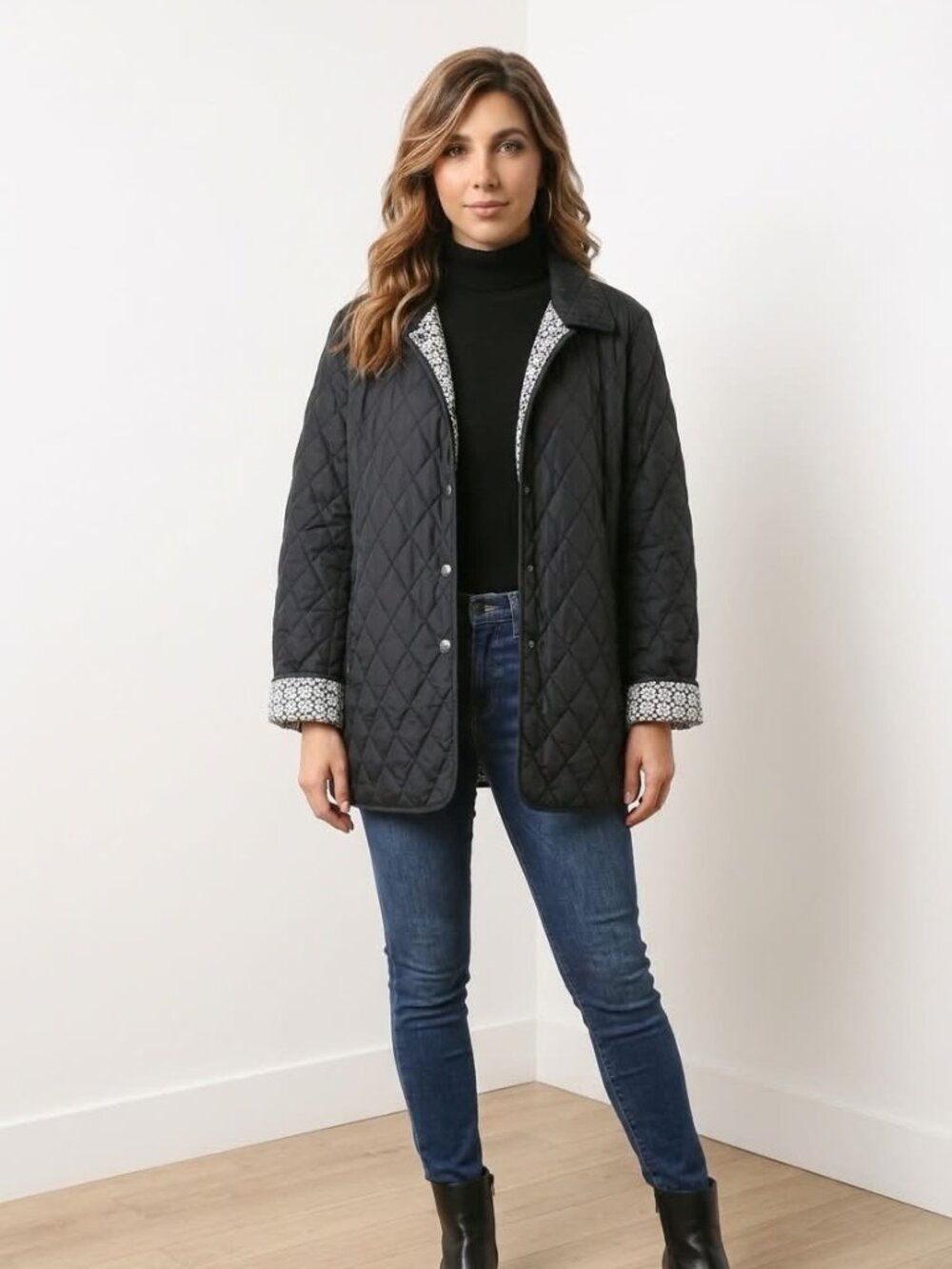 COACH BLACK QUILTED JACKET - SIZE: MEDIUM